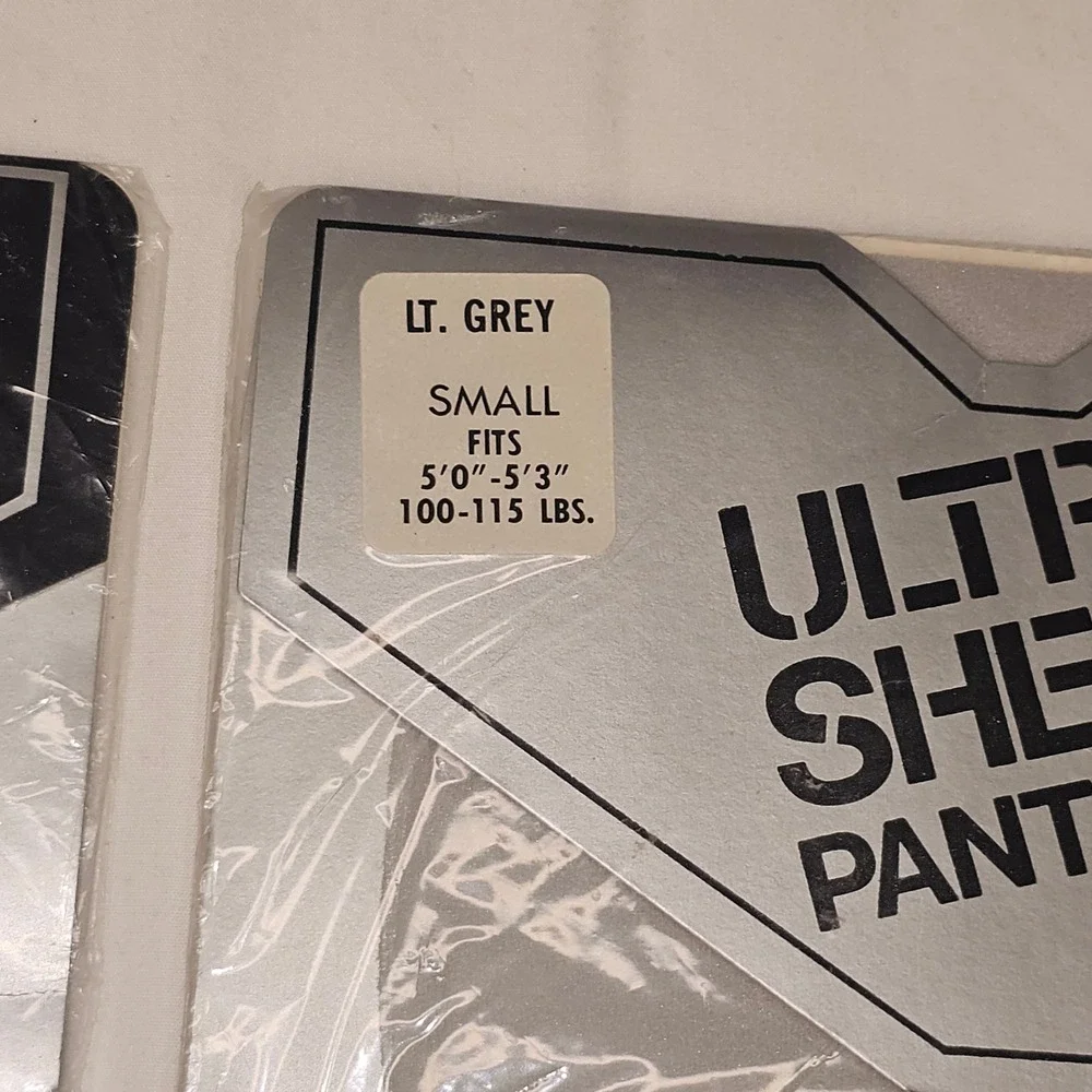 Vintage Ultra Sheer Pantyhose Lot 2 Beechwood Control Top Light Grey‎ Small